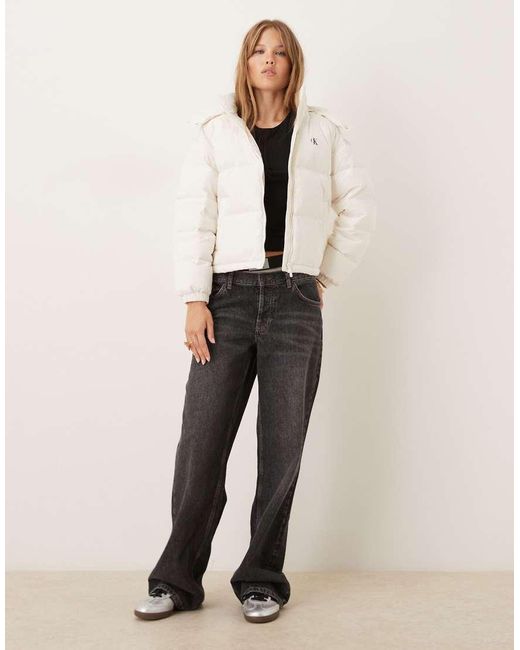 Chaqueta Corta Blanca Acolchada Básica De Calvin Klein de color Natural