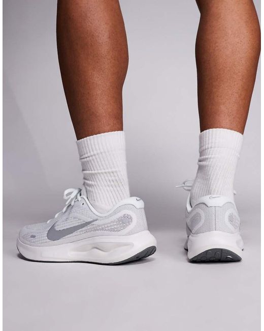 Nike White Journey Run Trainers for men
