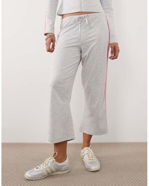 ASOS Natural Co-ord Capri Length joggers With Contrast Pink Stripe