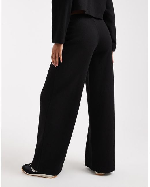 Miss Selfridge White Super Soft Trouser Set