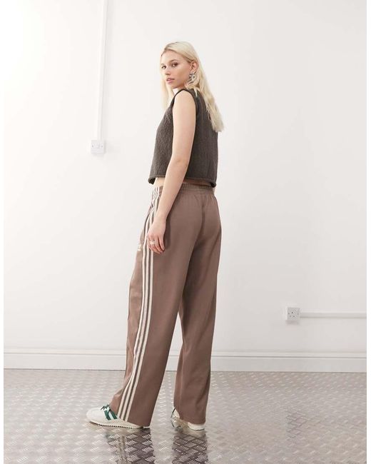 Pantalones De Chándal Marrones De Corte Suelto Firebird De -Marrón Adidas Originals de color Brown