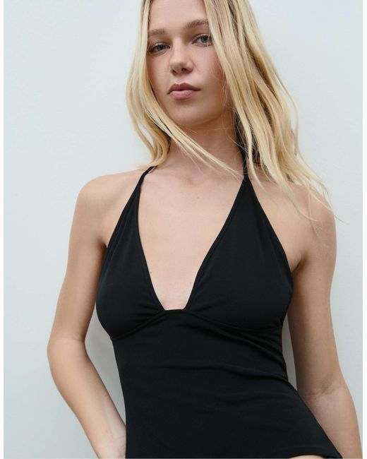 T-shirt à dos ouvert Stradivarius en coloris Black