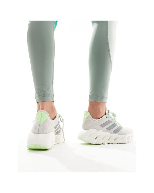 Adidas - running switch fwd - sneakers tenue e argento di Adidas Originals in Green