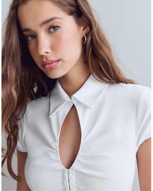 Stradivarius Blue Cut-out Short Sleeve Shirt