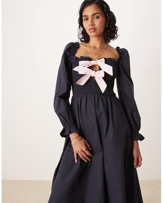 Vestito Midi Con Maniche A Sbuffo E Fiocchi Davanti di Glamorous in Blue
