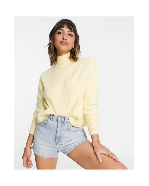 yellow cropped jumper
