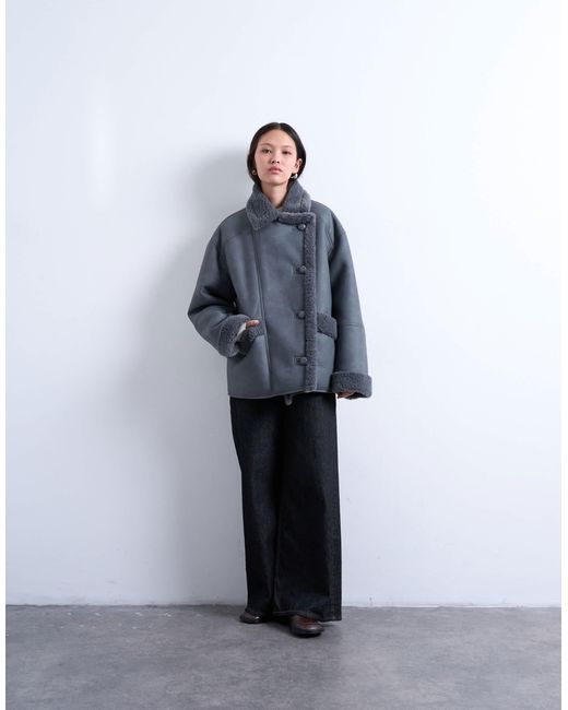 TOPSHOP Blue – extreme oversize-jacke aus lammfellimitat