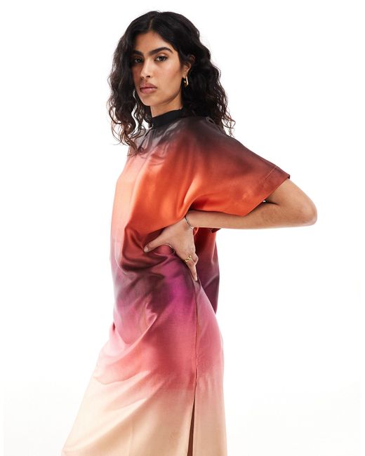 Robe t-shirt mi-longue oversize en satin - imprimé dégradé ASOS en coloris Multicolor