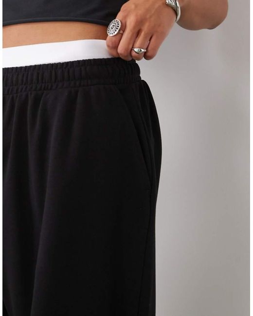 Weekday Baggy Joggingbroek Met Wijde Pijpen in het Black