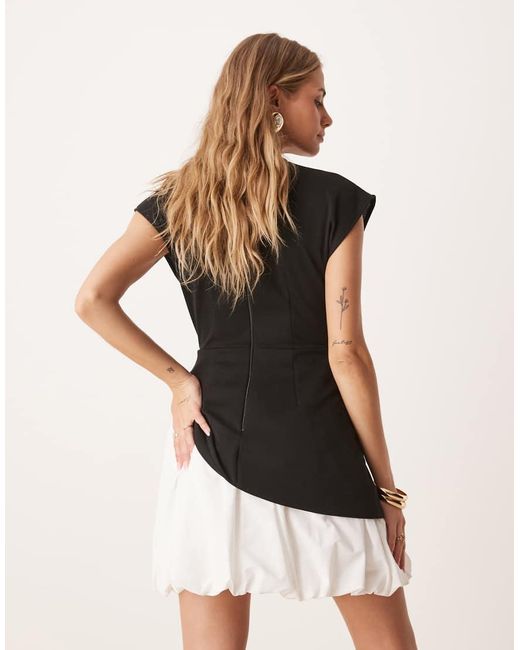 ASOS Mini Jurk Met Kapmouwtjes En Pofrok in het Natural