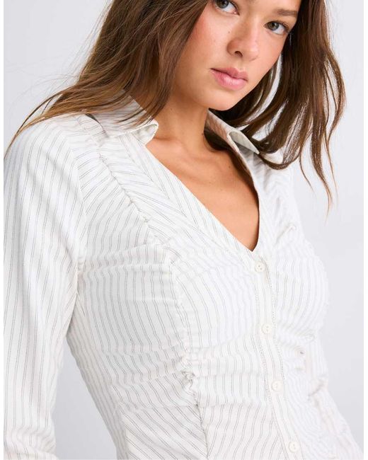 Stradivarius White Gathered V-Neck Shirt
