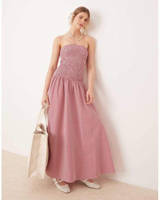 Glamorous Pink – gesmoktes maxikleid mit tiefer taille und em vichy-karo