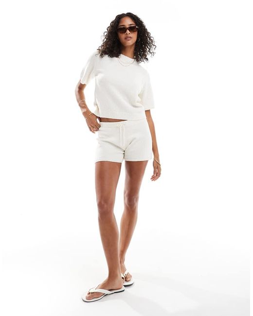 ASOS Oversized Gebreid T-Shirt Met Bouclé-Ribbelsteken in het White