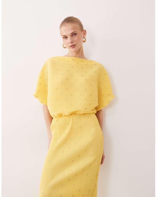 Never Fully Dressed Yellow Tilly Off Shoulder Plisse Midaxi Dress