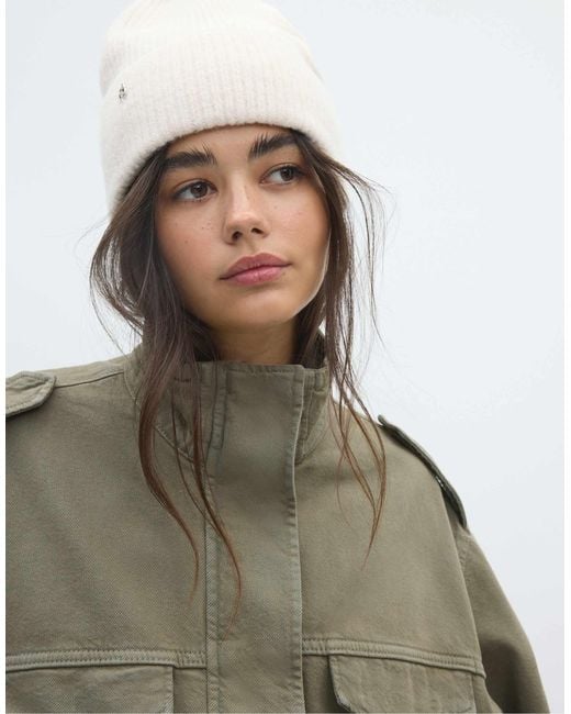 Stradivarius White Basic-strickmütze
