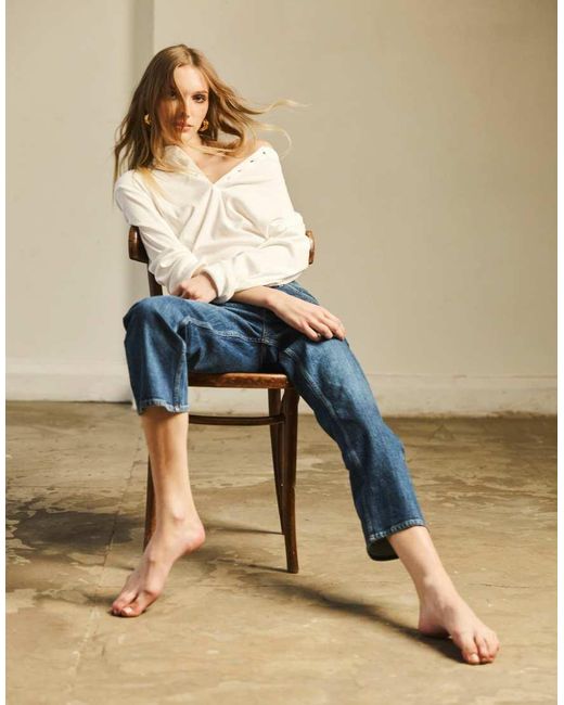 TOPSHOP Blue Cropped Kick Flare Jeans