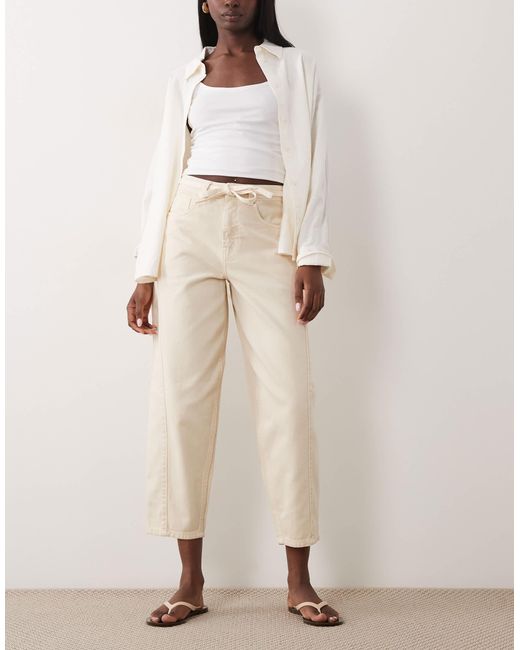 Jean barrel - écru Threadbare en coloris Natural