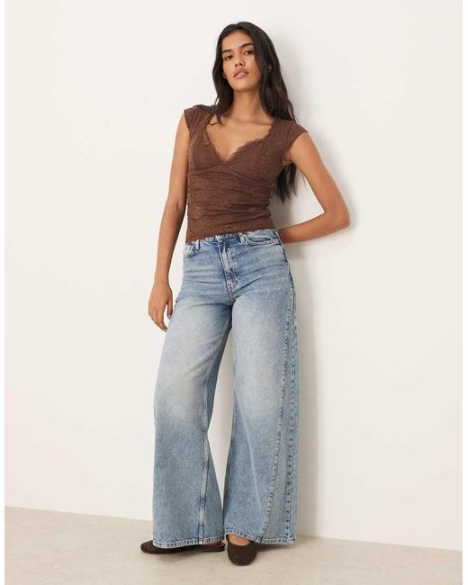 Top A Maniche Corte di Abercrombie & Fitch in Brown