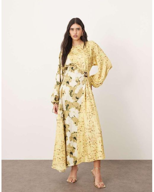 ARRANGE Midi Jurk Van Gekreukt Satijn Met Lange Mouwen, Afwerking En Kleurvlakken in het Metallic