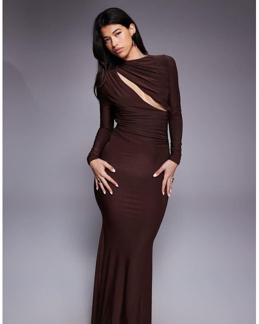 Vestido Largo Marrón De Manga Larga Con Cuello Subido Y Abertura Diagonal Drapeada De ASOS de color Purple