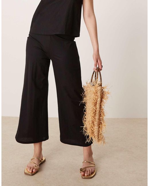 Mango Black – weit geschnittene leinenmix-hose