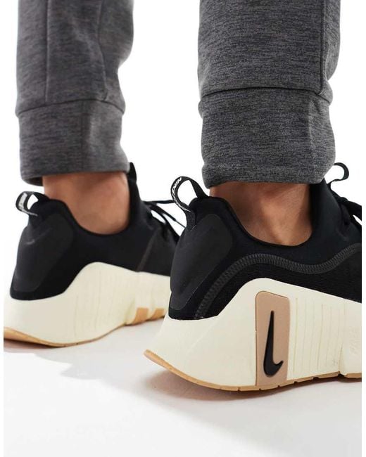 Nike Black Free Metcon 6 Trainers for men