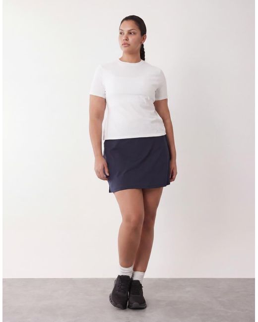 4505 White Curve Fitted Cotton Everyday T-shirt With Quick Dry Finish