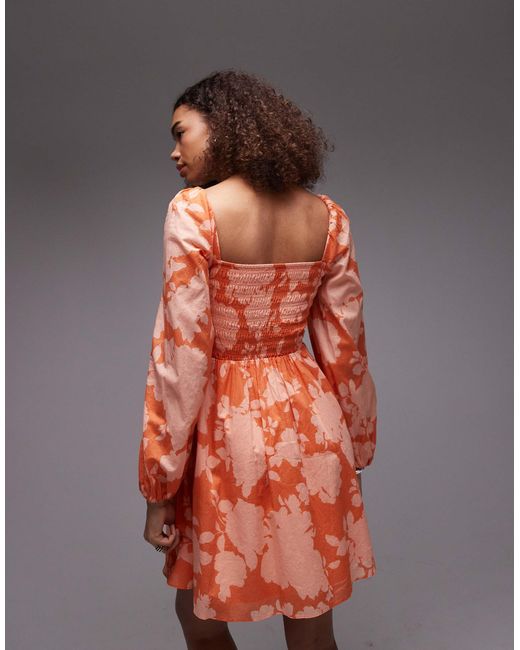 Robe courte à encolure carrée, corsage froncé et découpe dans le dos - fleuri & Other Stories en coloris Gray