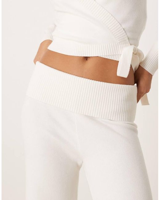 Hollister Natural Gilly Hicks Low Rise Straight Leg Cosy Trousers Co-ord