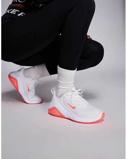Nike Black Zoom Bella 7 Trainers