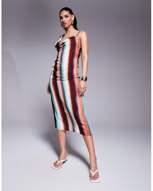 Vestido Midi Con Cuello Desbocado Asimétrico Y Estampado De De ASOS de color Multicolor