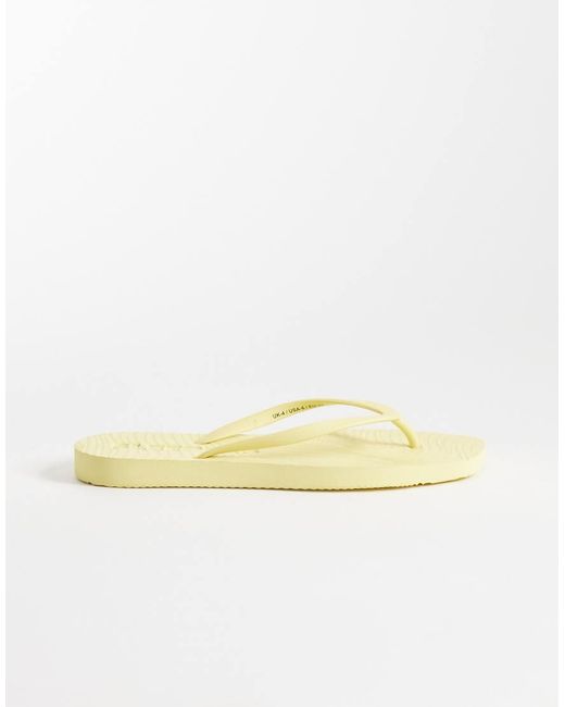 Infradito Affusolate Tenue di Sleeper in Metallic