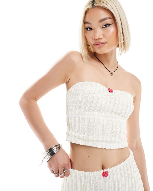 Daisy Street White Textured Bandeau Crop Top With Rosette Detail Co-ord