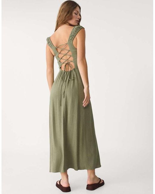 Stradivarius Maxi Jurk Van Linnenmix Met Gekruiste Achterkant in het Green