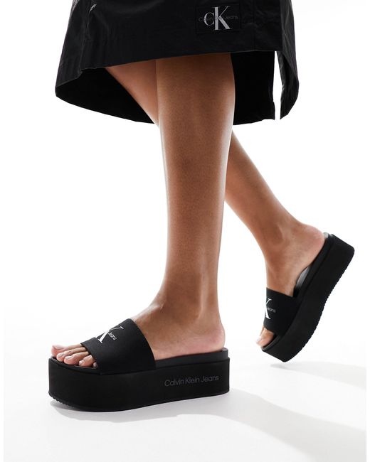 Sandali flatform neri di Calvin Klein in Black