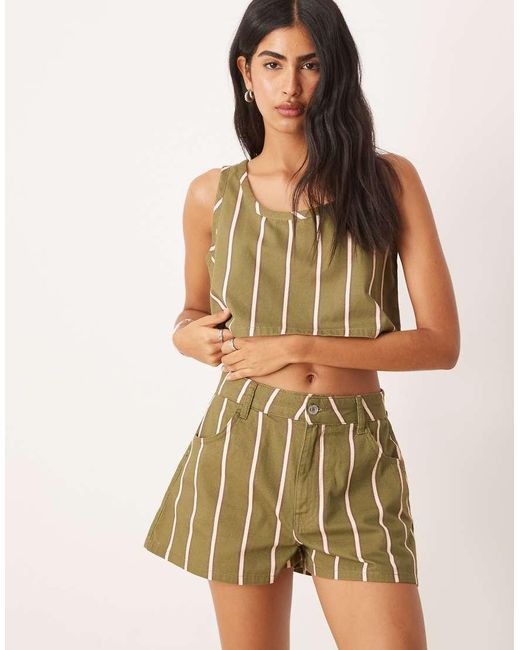 Pantalones Cortos Vaqueros Acampanados A Rayas De (Parte De Un Conjunto)-Verde ASOS de color Natural