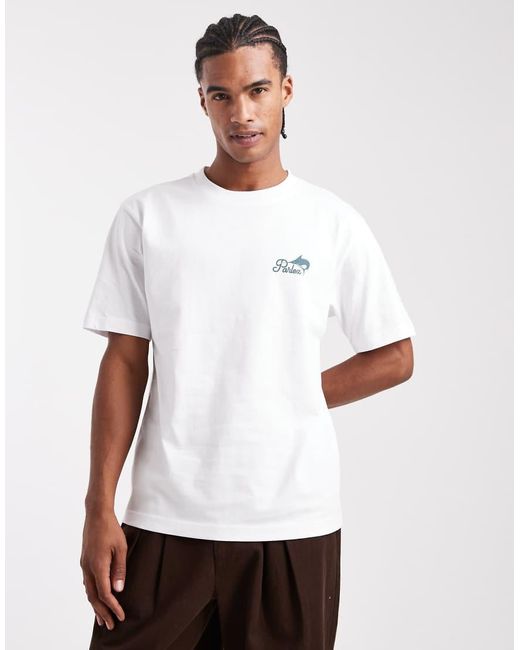 Camiseta Blanca De Corte Estándar Con Estampado Gráfico En La Espalda De Pesca De Parlez de hombre de color White