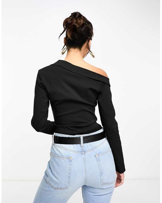 SIMMI Black Simmi Tailored Off Shoulder Body