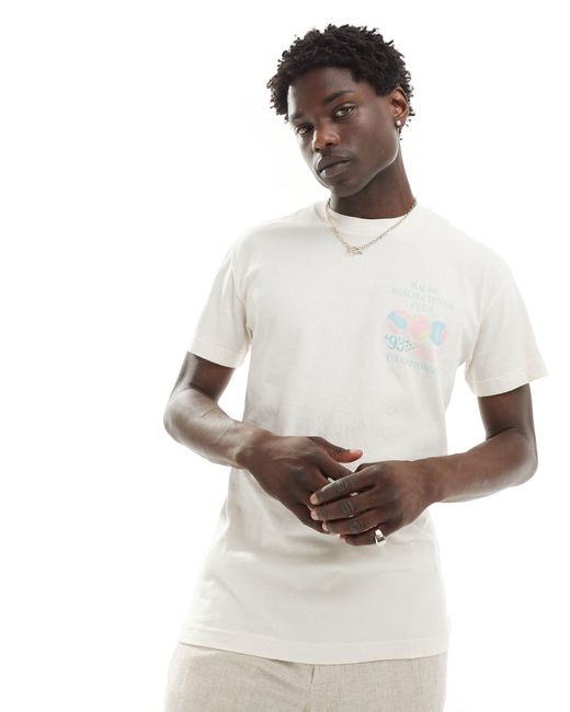 T-shirt décontracté avec imprimé malibu beach tennis club sur le devant et au dos - crème Abercrombie & Fitch pour homme en coloris White