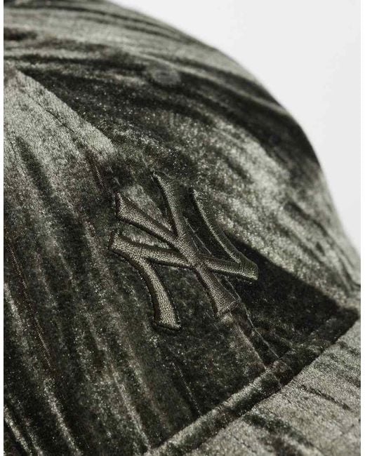 KTZ Green Ny Yankees 9Forty Velvet Cap