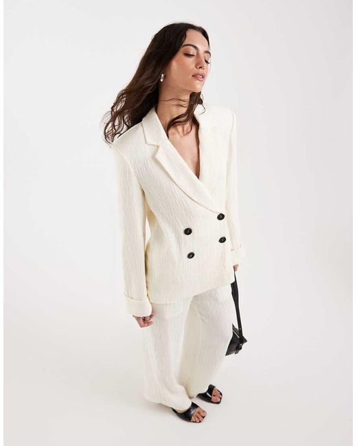 4th & Reckless Natural Textured Double Breasted Foldover Cuff Blazer