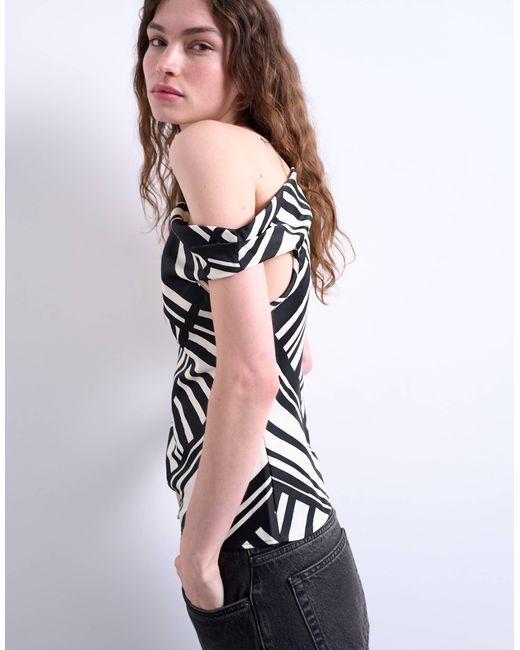 TOPSHOP Gray – gestreiftes satin-oberteil