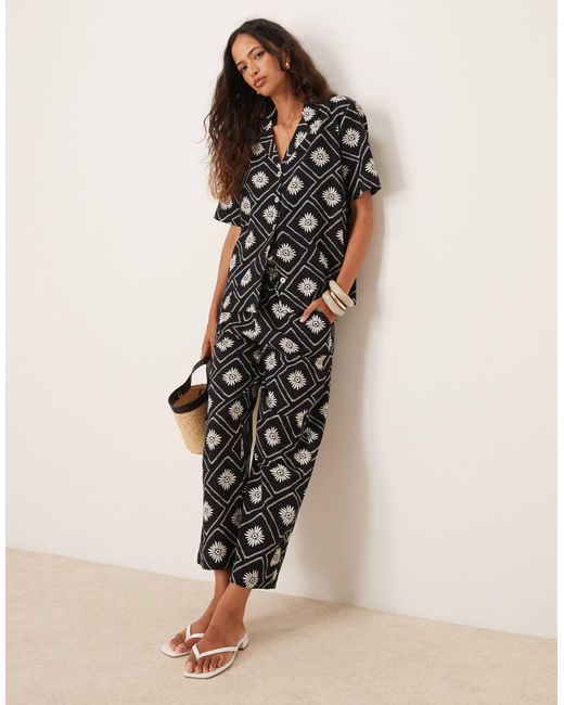 Iisla & Bird Black Tile Print Short Sleeve Beach Shirt Co-ord