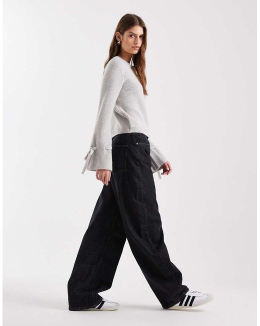 Pieces Gebreid Vest Met Parelknopen En Gestrikte Manchetten in het Gray