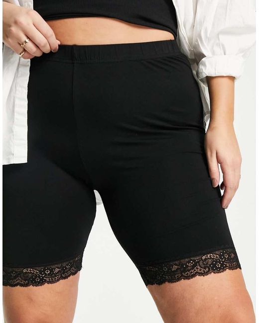Vero Moda Black legging Shorts With Lace Detail