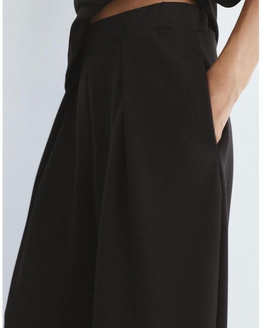 Pull&Bear Black Wide-leg Darted Trousers
