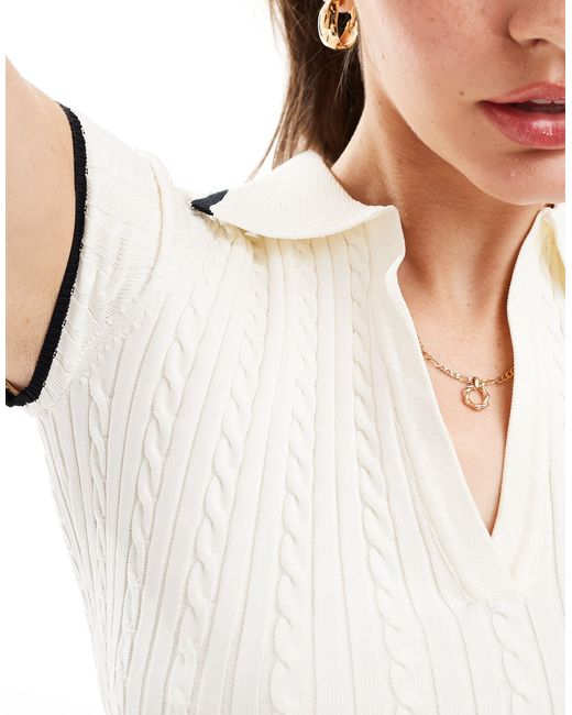 Bershka White Contrast Piping Knitted Polo Top