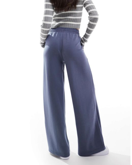 Bershka Blue – weit geschnittene jogginghose