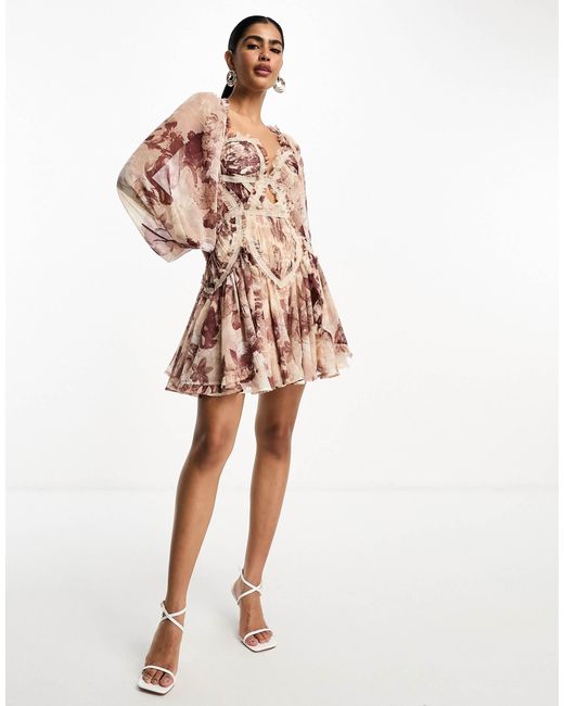 ASOS White – langärmliges, gesmoktes minikleid