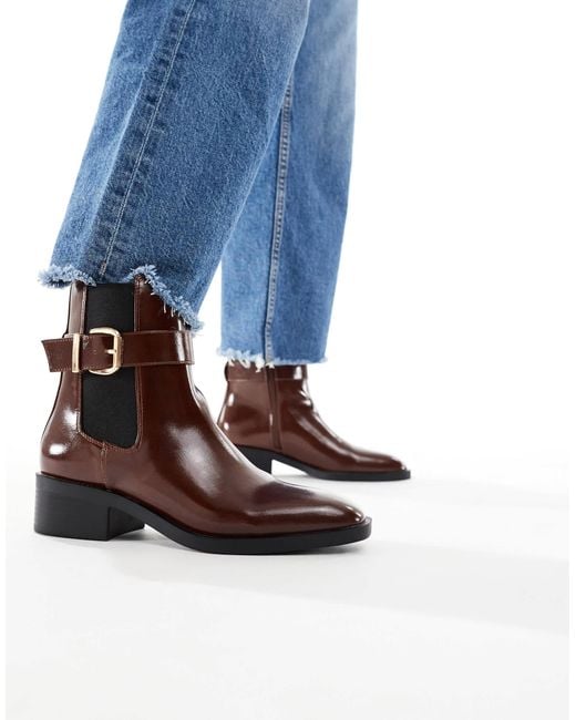 Schuh Blue Cadie Buckle Detailing Heeled Chelsea Boots